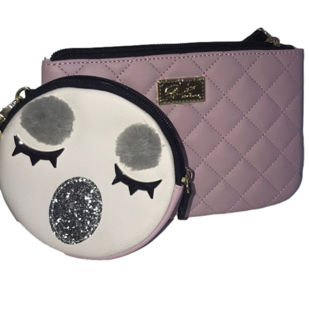 NWT Betsey Johnson quilted pink wristlet